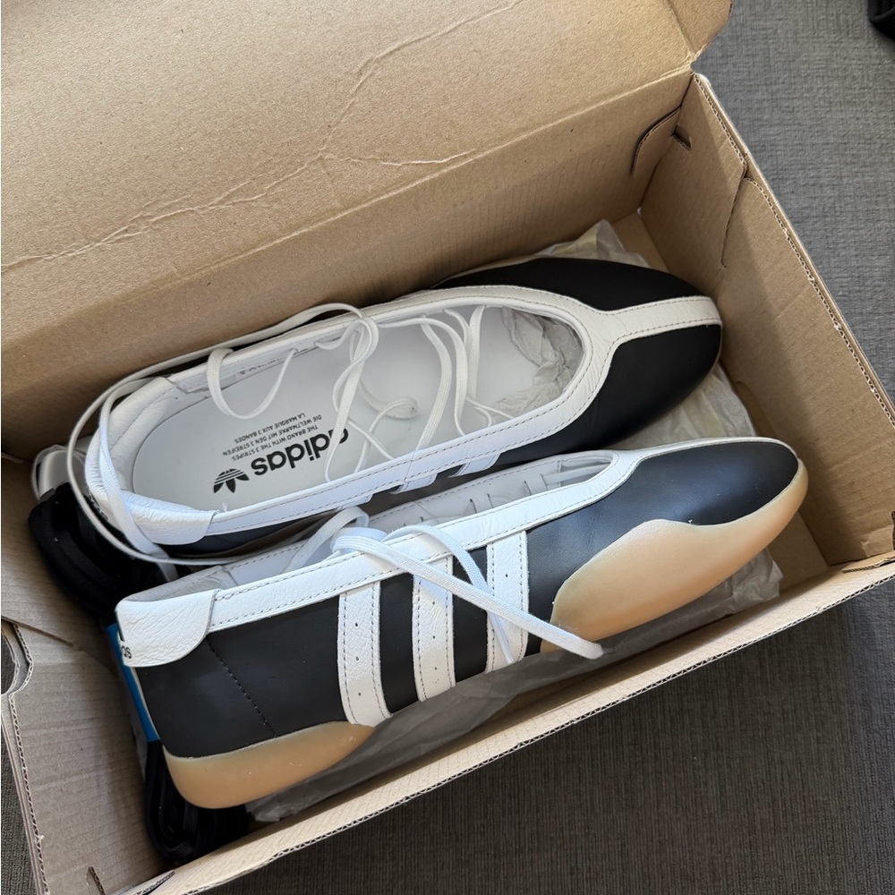 Adidas Taekwondo Mei Ballet sneakers in black and white